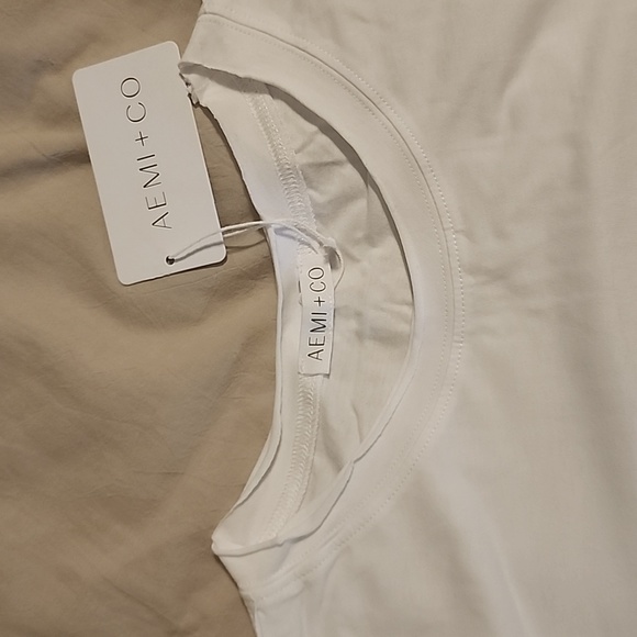 Raw Edge Tee - Picture 2 of 3